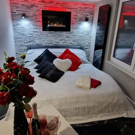 Apartament Z Jacuzzi * Kolobrzeg